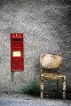 briefkasten_stuhl * 400 x 600 * (51KB)